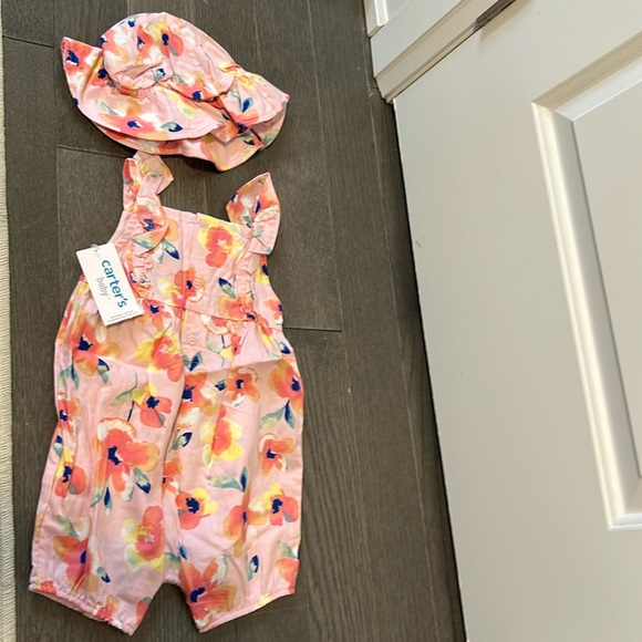 Brand new Carter hat and jumper - Picture 1 of 3